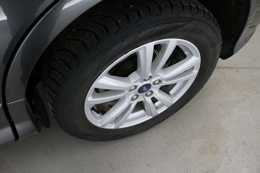 Ford Kuga vaihtoauto