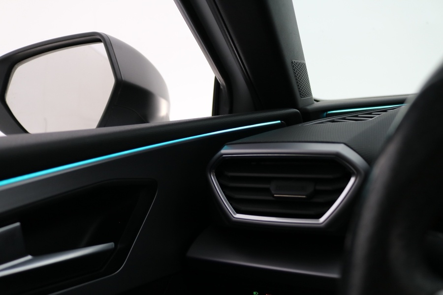 SEAT Leon Sportstourer vaihtoauto