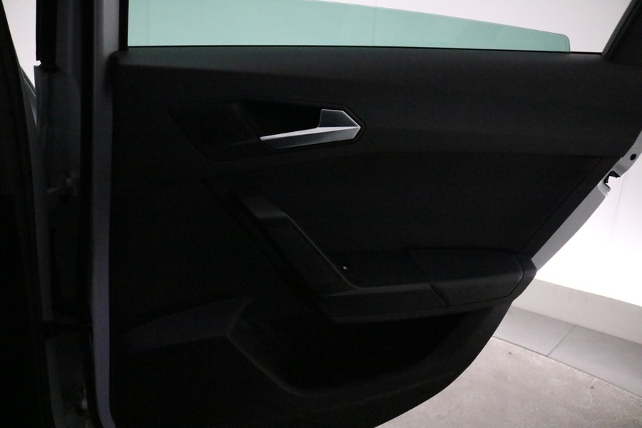 SEAT Leon Sportstourer vaihtoauto