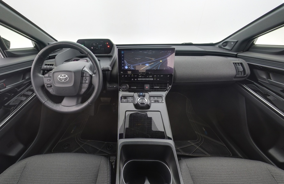 Toyota bZ4X vaihtoauto