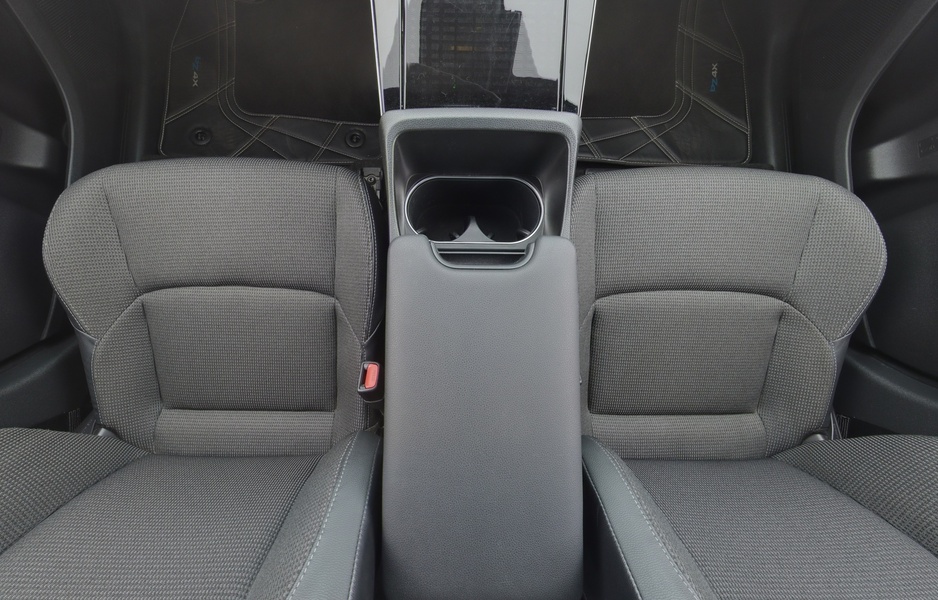 Toyota bZ4X vaihtoauto