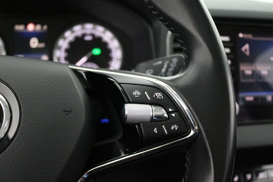 Skoda Karoq vaihtoauto