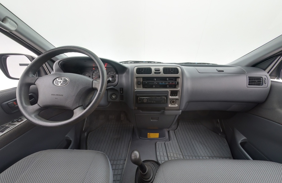 Toyota Hiace vaihtoauto