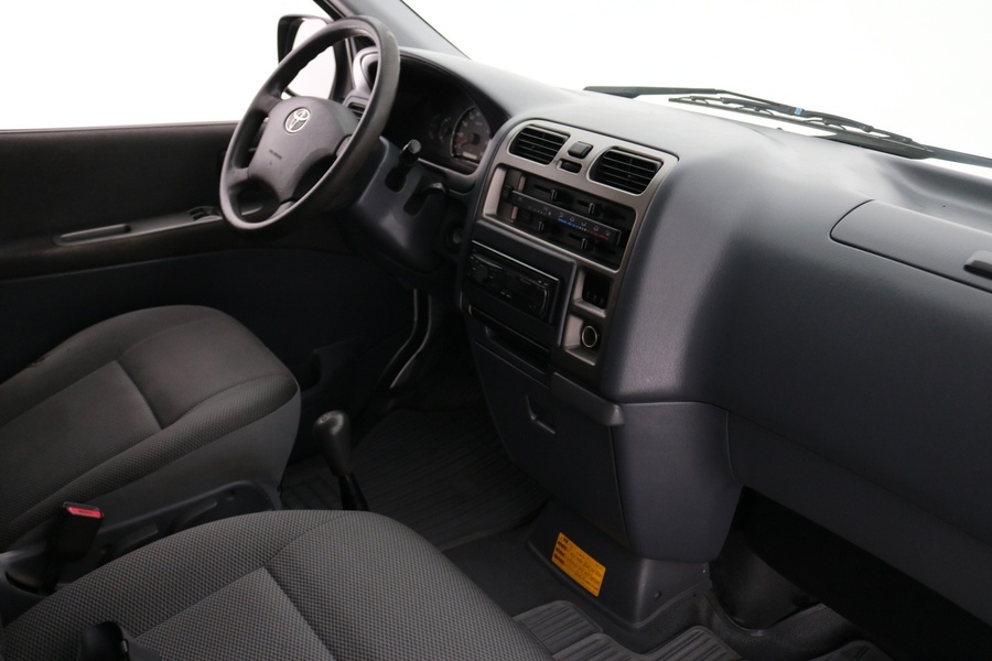 Toyota Hiace vaihtoauto