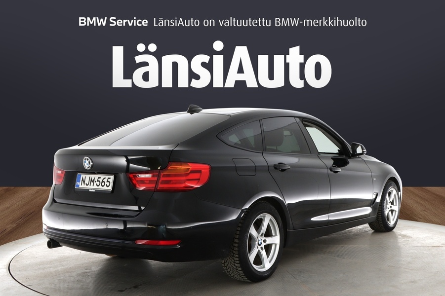 BMW 320 vaihtoauto