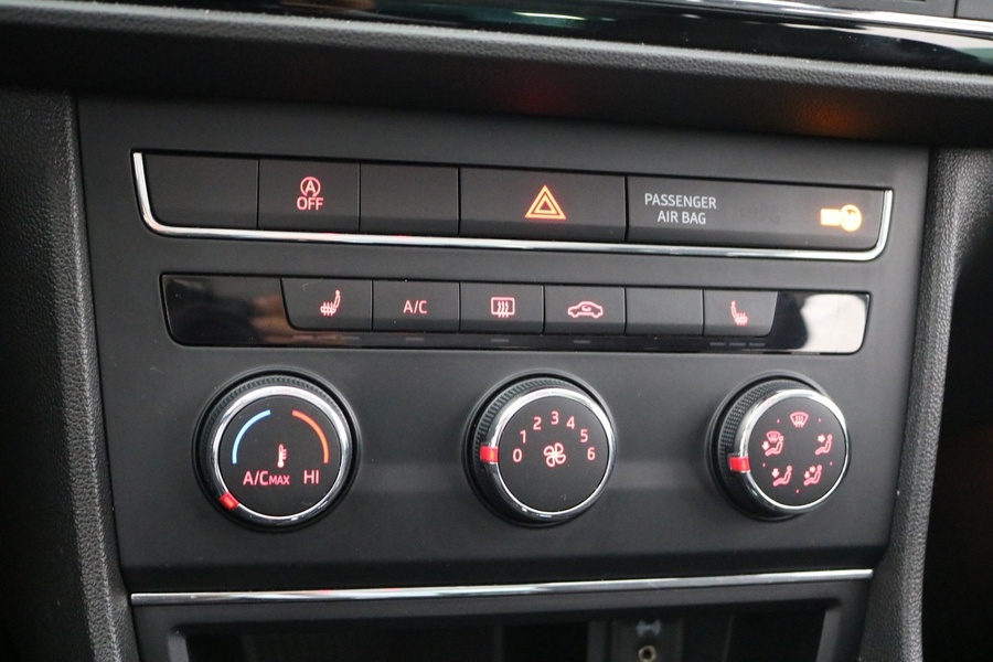 SEAT Leon vaihtoauto