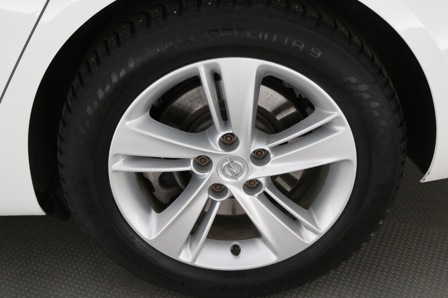 Opel Insignia vaihtoauto