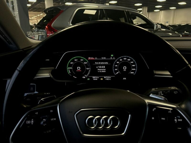 Audi e-tron vaihtoauto