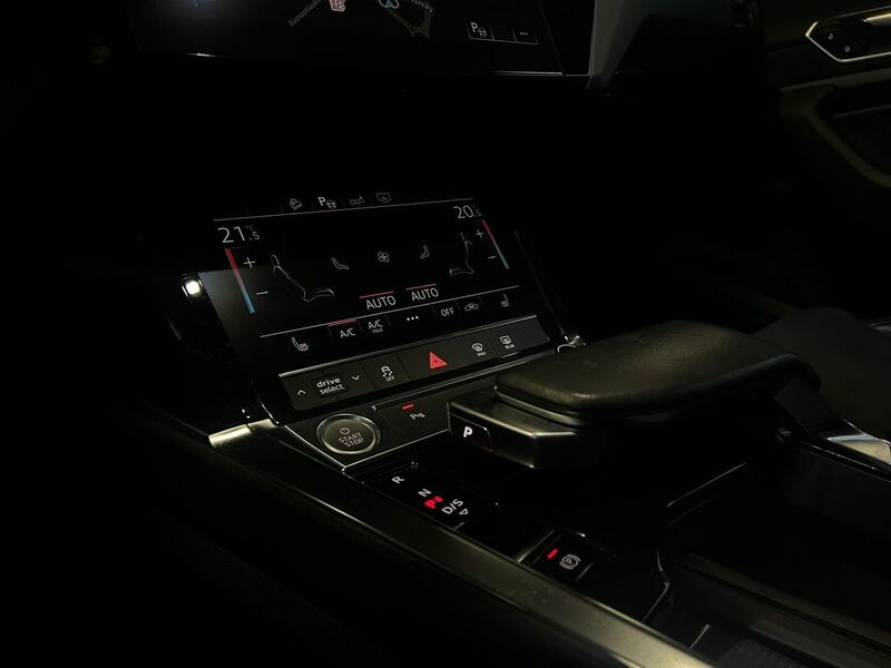 Audi e-tron vaihtoauto