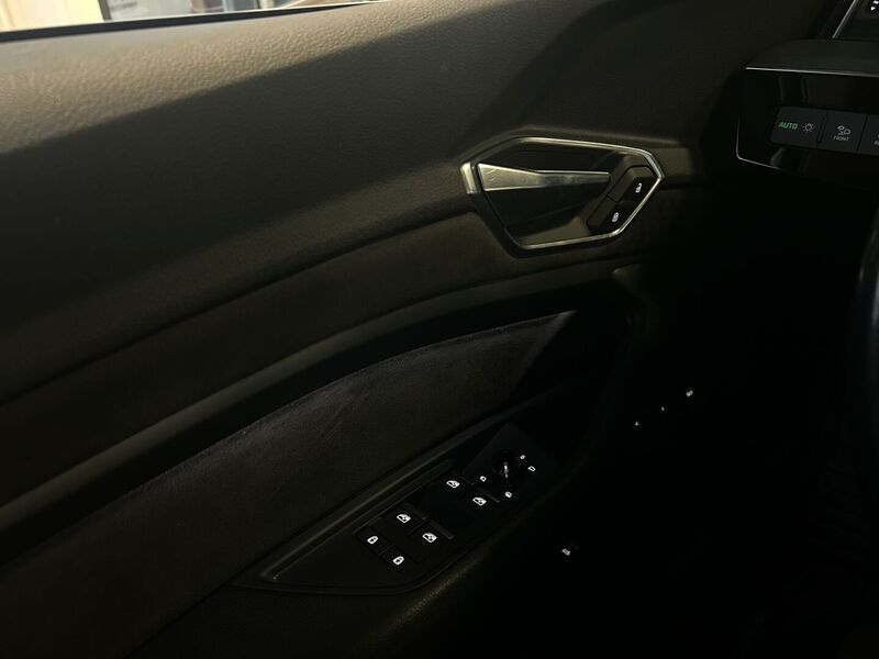 Audi e-tron vaihtoauto