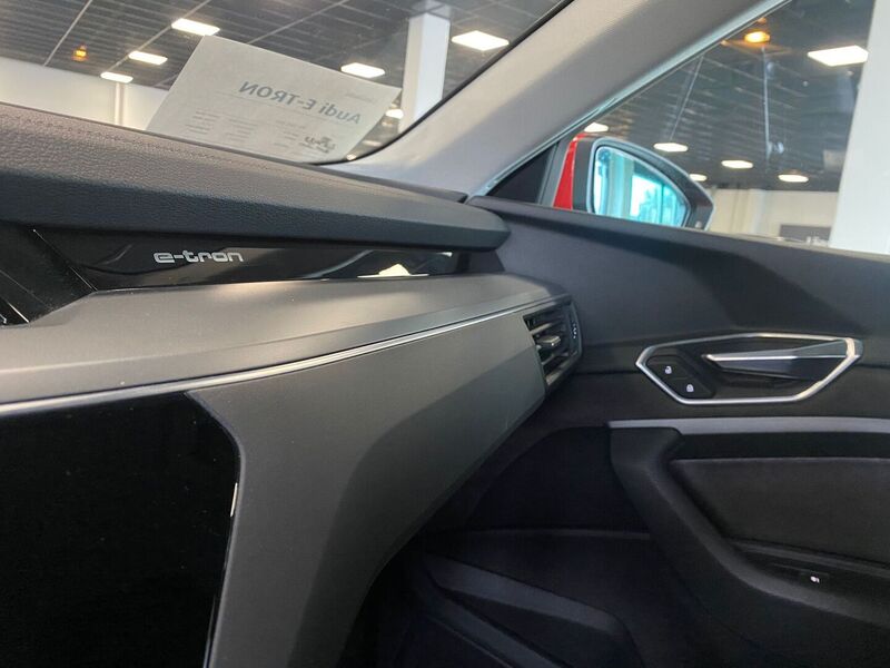 Audi e-tron vaihtoauto