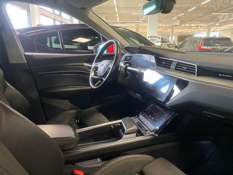 Audi e-tron vaihtoauto