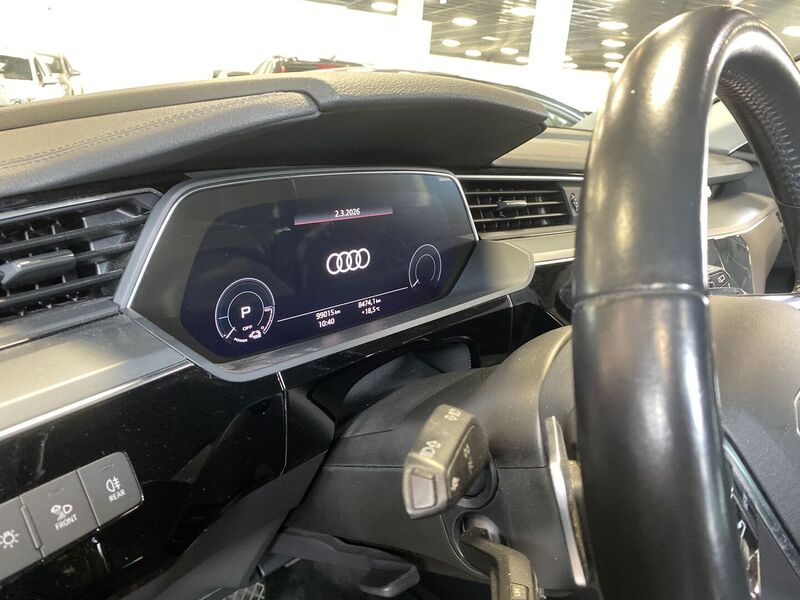 Audi e-tron vaihtoauto