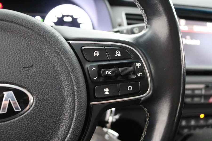 Kia Niro plug-in vaihtoauto