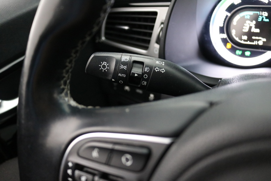 Kia Niro plug-in vaihtoauto