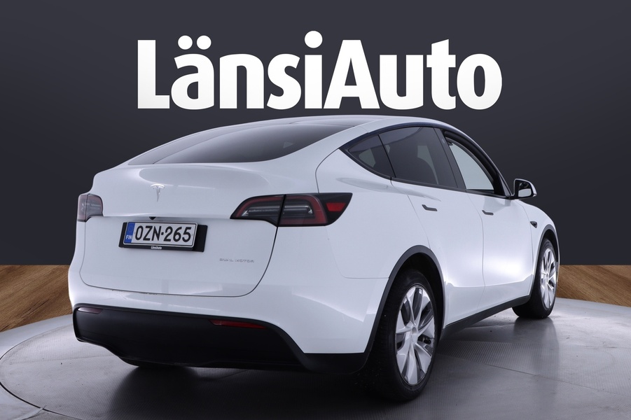 Tesla Model Y vaihtoauto