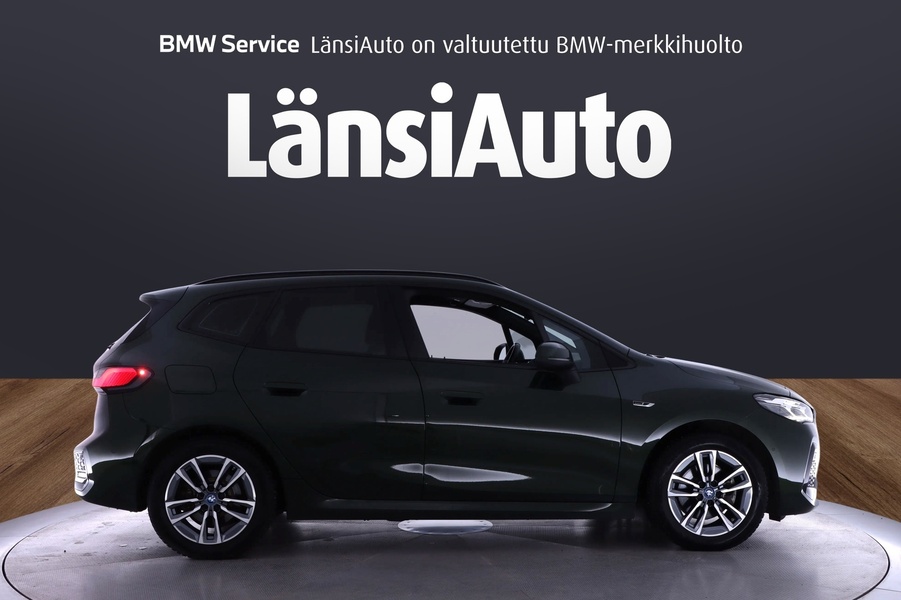 BMW 225 vaihtoauto
