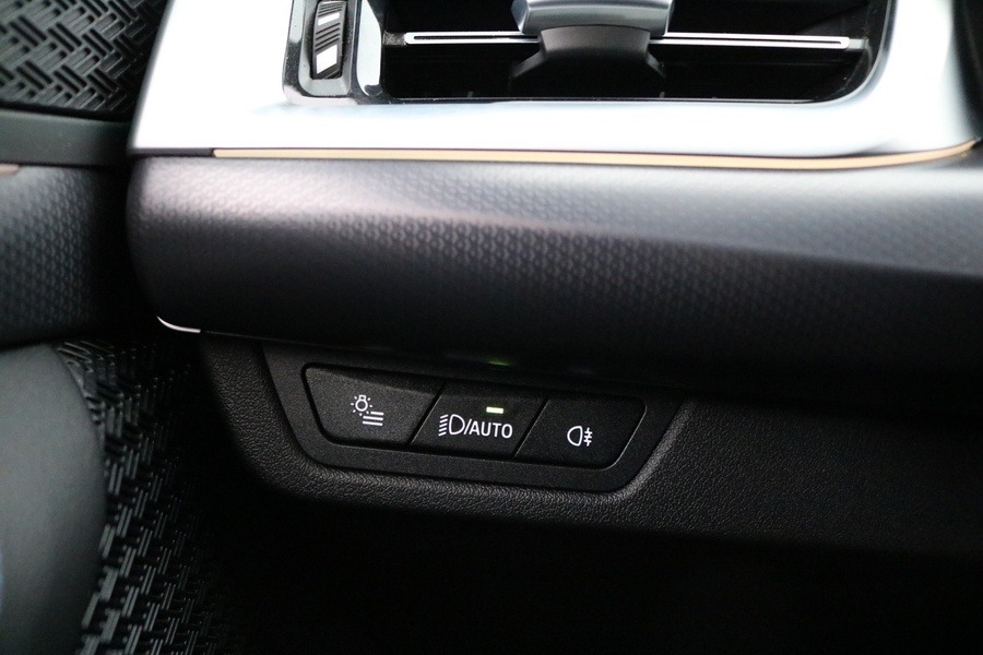 BMW 225 vaihtoauto