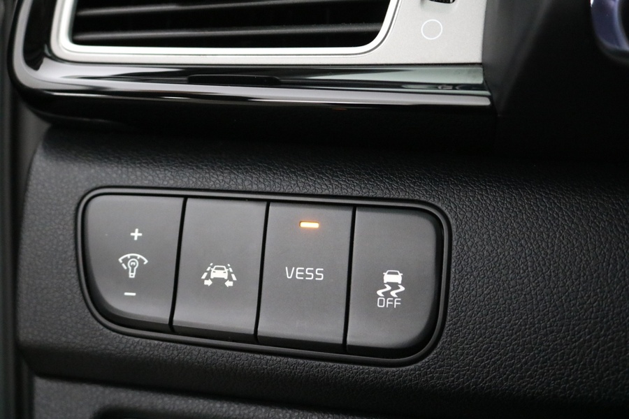 Kia Niro plug-in vaihtoauto