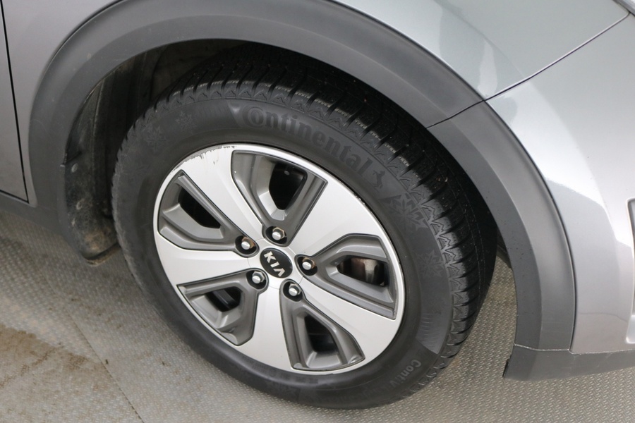 Kia Niro plug-in vaihtoauto