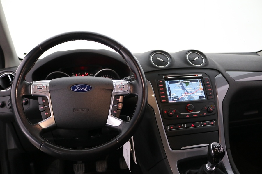 Ford Mondeo vaihtoauto