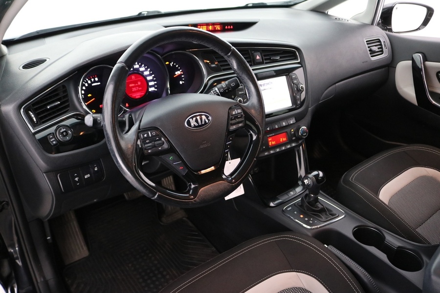 Kia Ceed vaihtoauto