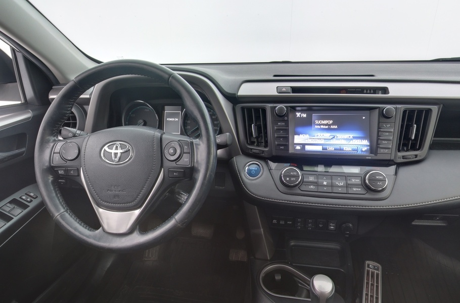 Toyota RAV4 vaihtoauto