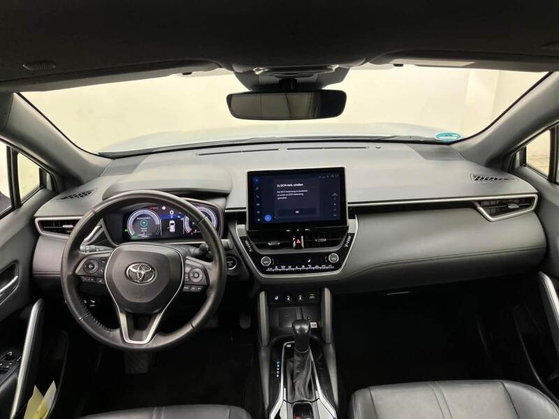 Toyota Corolla Cross vaihtoauto