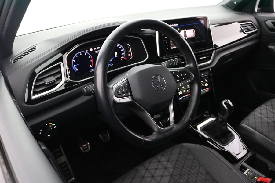 Volkswagen T-Roc vaihtoauto