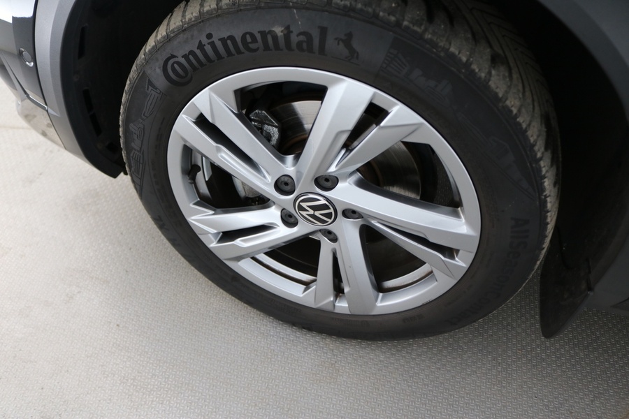 Volkswagen T-Roc vaihtoauto