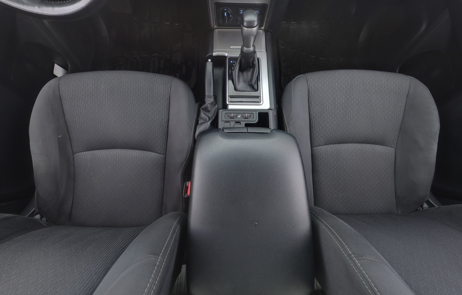 Toyota Land Cruiser vaihtoauto