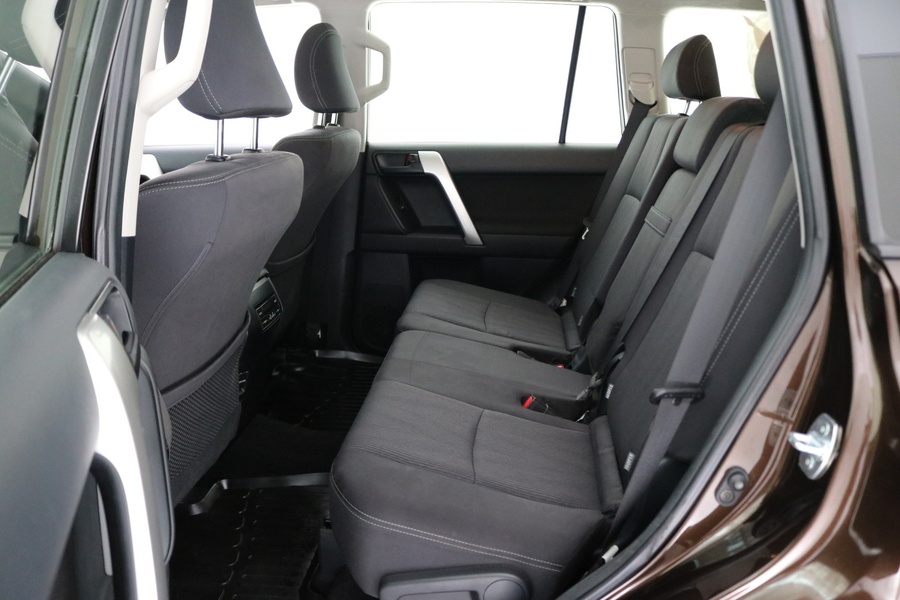 Toyota Land Cruiser vaihtoauto