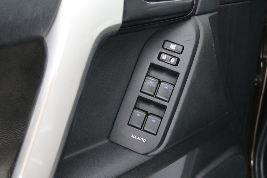 Toyota Land Cruiser vaihtoauto