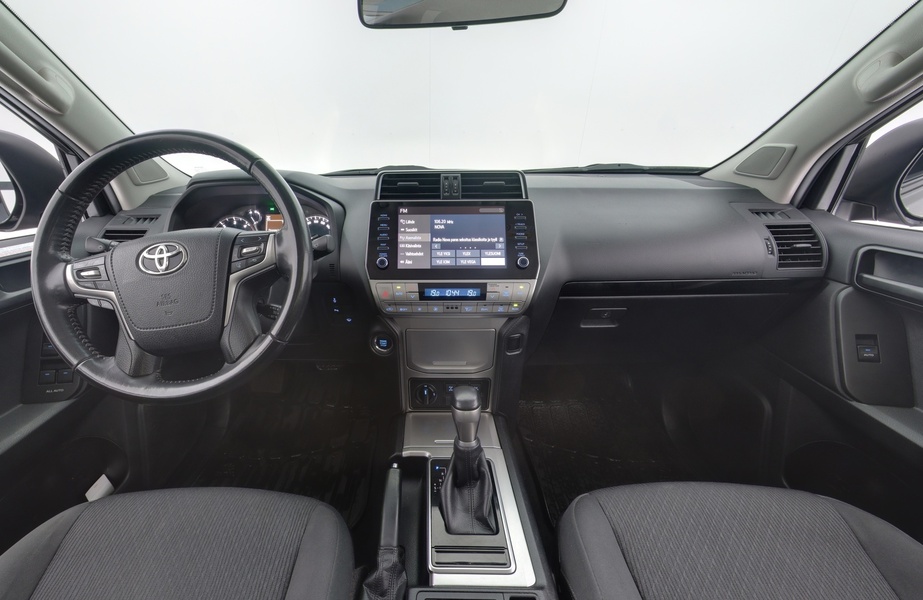 Toyota Land Cruiser vaihtoauto