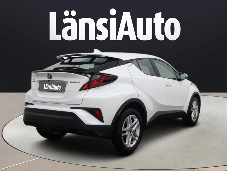 Toyota C-HR vaihtoauto