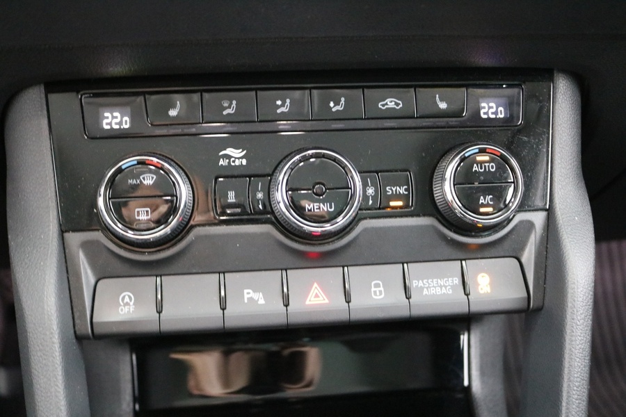 Skoda Karoq vaihtoauto