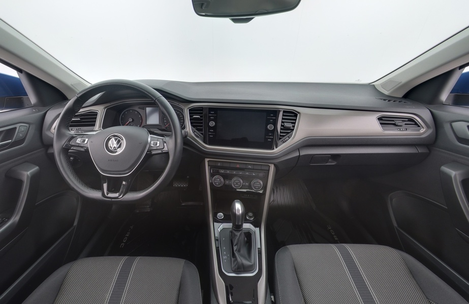 Volkswagen T-Roc vaihtoauto