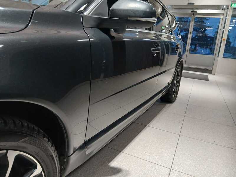 Volvo V70 vaihtoauto