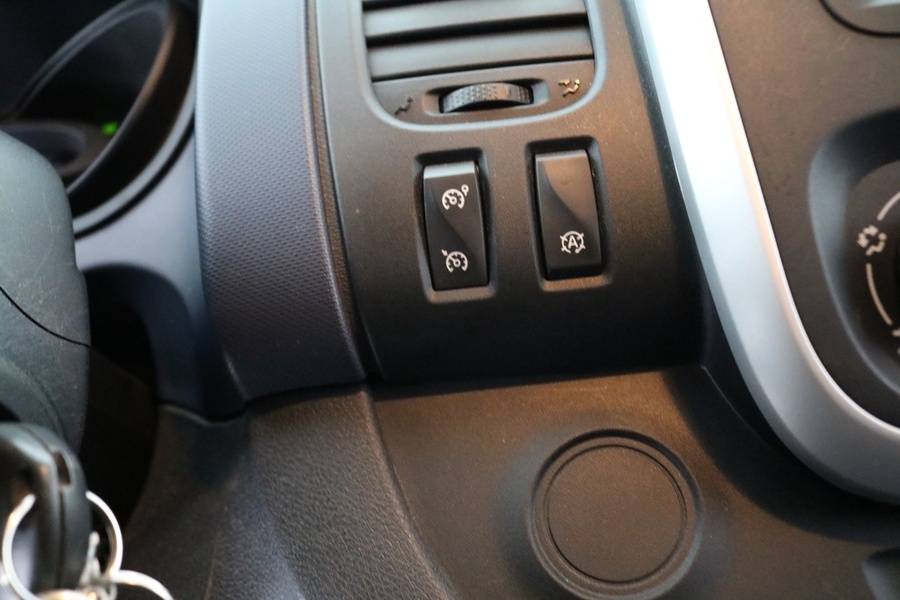 Opel Vivaro vaihtoauto