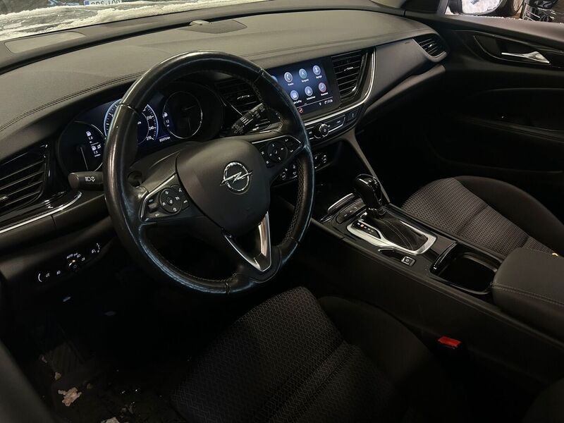 Opel Insignia vaihtoauto