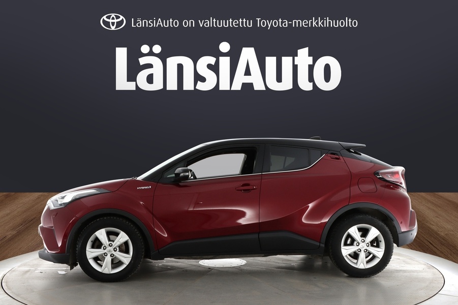 Toyota C-HR vaihtoauto