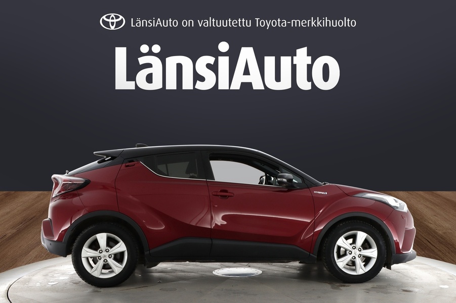 Toyota C-HR vaihtoauto