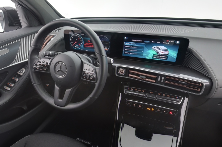 Mercedes-Benz EQC vaihtoauto