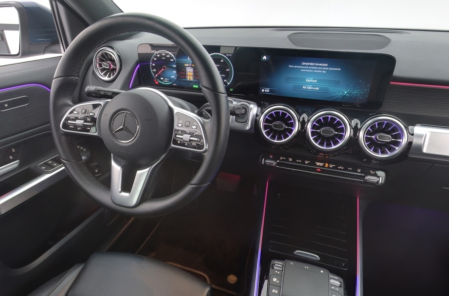 Mercedes-Benz EQB vaihtoauto