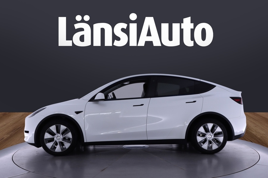 Tesla Model Y vaihtoauto