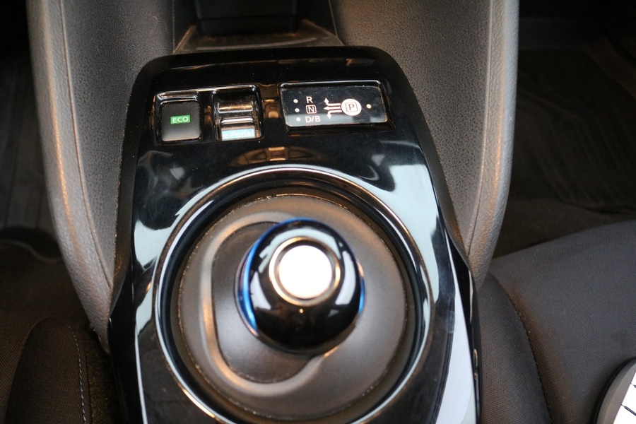 Nissan Leaf vaihtoauto