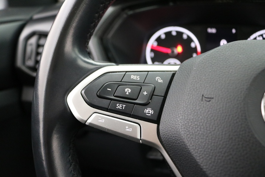 Volkswagen T-Cross vaihtoauto