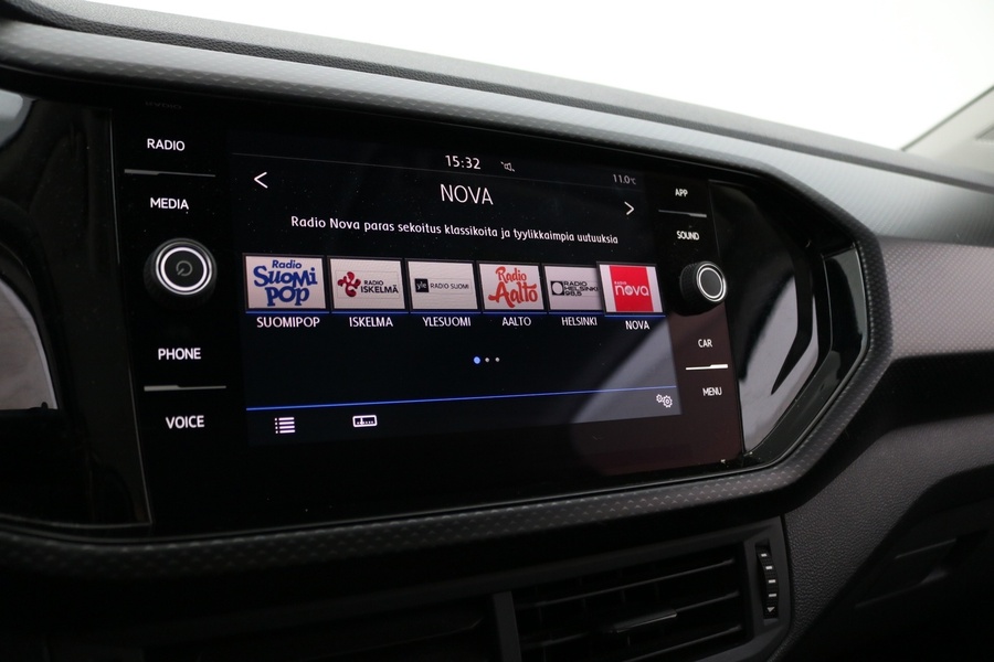 Volkswagen T-Cross vaihtoauto