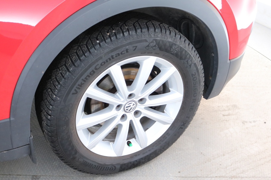 Volkswagen T-Cross vaihtoauto