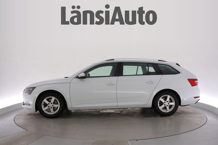 Skoda Superb vaihtoauto
